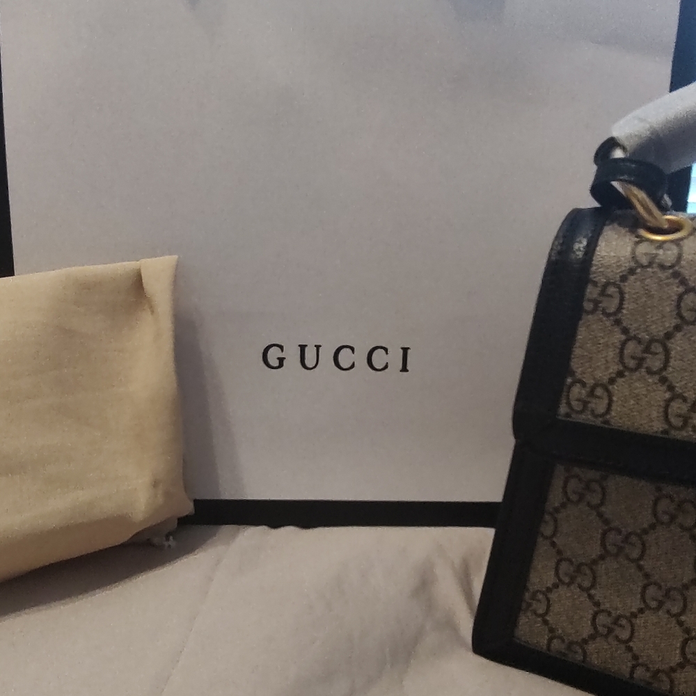 Purse - Picture 7 of 8
